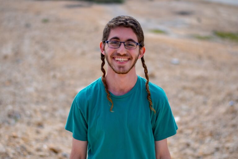 אריאל-אליהו-–-שחר-שפיגל